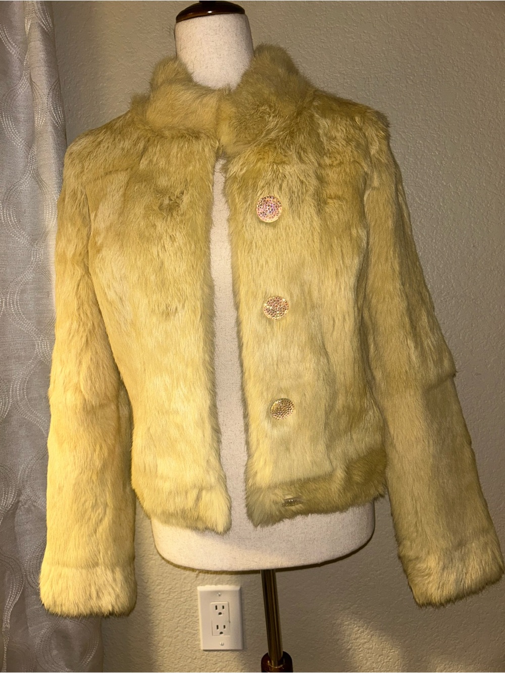 Vintage Genuine Fur Jacket in Pale Yellow White